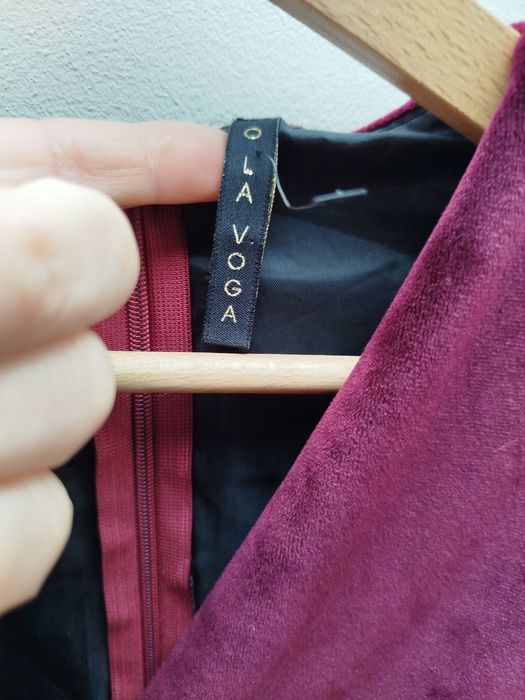 Welurowa sukienka Olavoga m