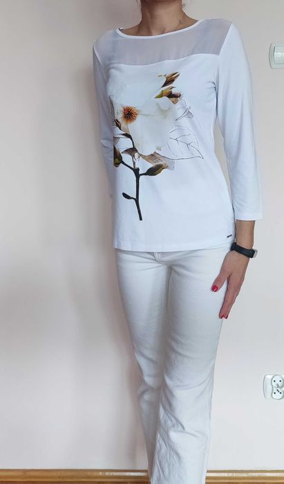 Elegancka biała bluzka, duży kwiat, wiskoza, Salko rozmiar S/M