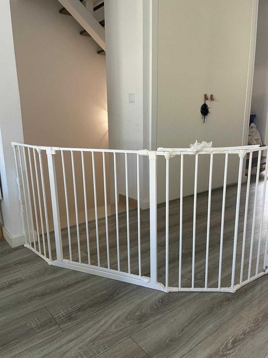 Barreira de protecção articulada  - Baby Dan (4 peças)