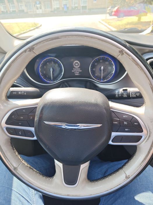 Chrysler pacifica