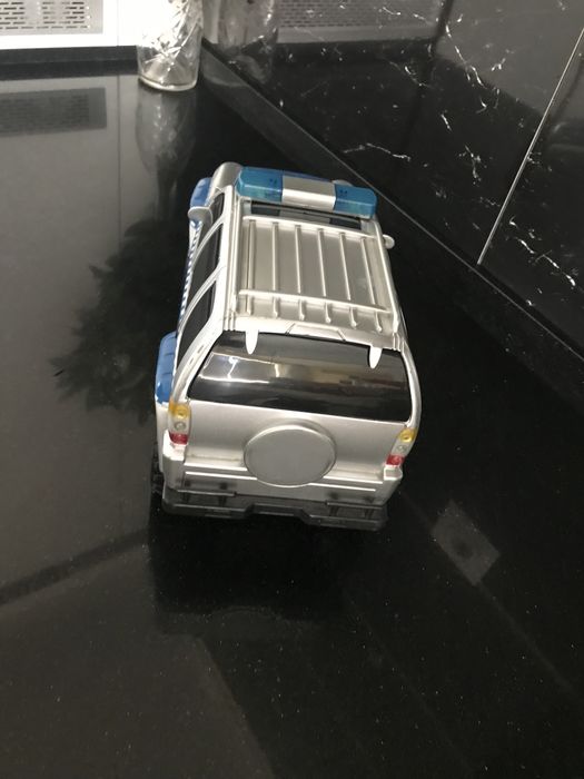 Jipe da policia 42cm