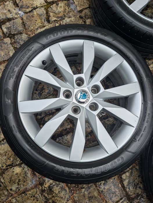 Jantes Skoda Originais 205/50xR17 com Pneus