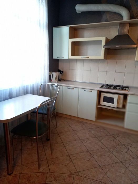 Продам 2 кімнатну квартиру р-н Нагорний, вул  Архітектора Петрова (Чернишевського) цегла  спецпроект - View 2