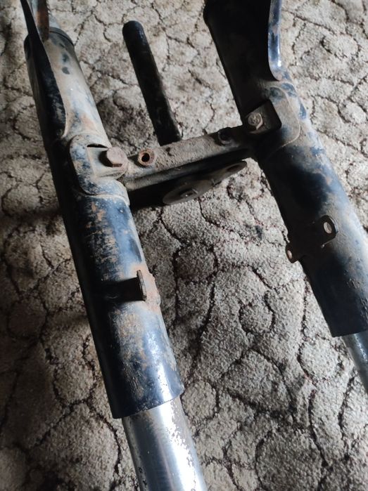 Передня вилка  Мт  Дніпро