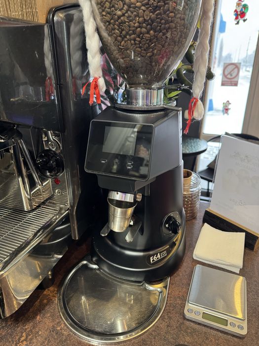 Продам діючу кавʼярню (готовий бізнес)