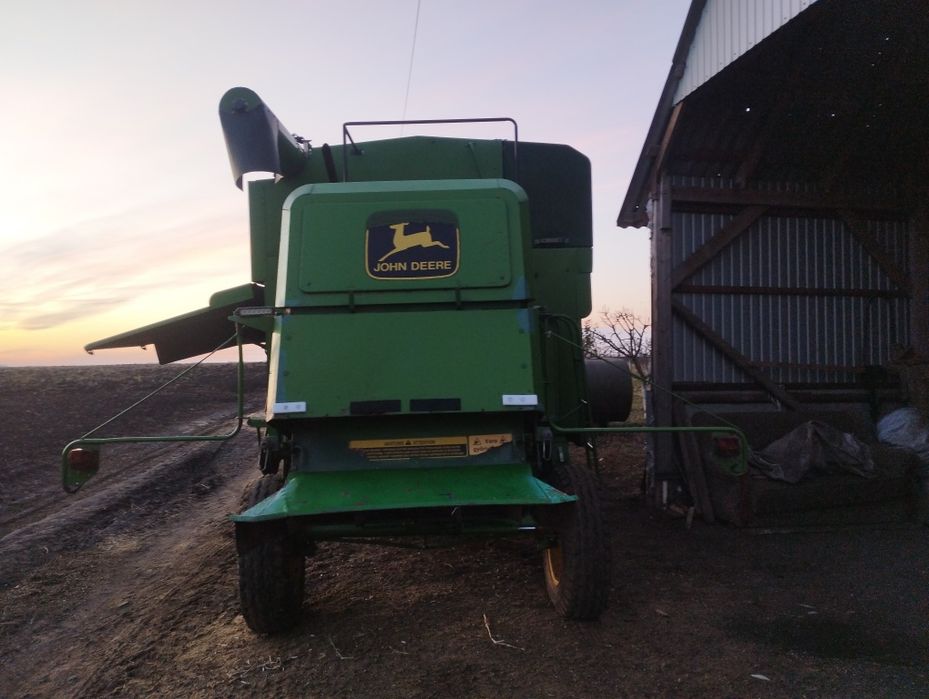 Продам комбайн John Deere 1042