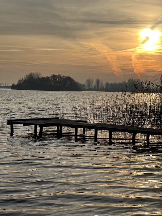 Domek nad jeziorem     Promocyjne ceny na pobyt w tygodniu SAUNA BALIA JEZIORO BASEN