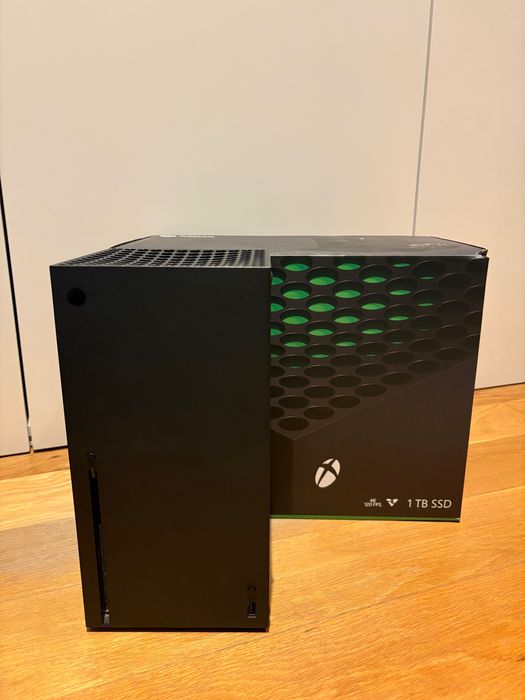Xbox Series X, 1TB, Preto, Com Caixa