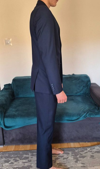 Garnitur męski granatowy