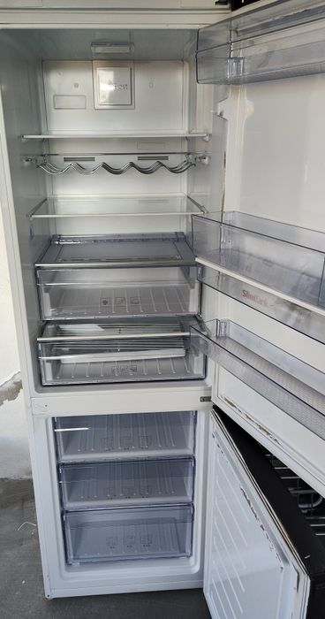 Combinado BEKO Avariado