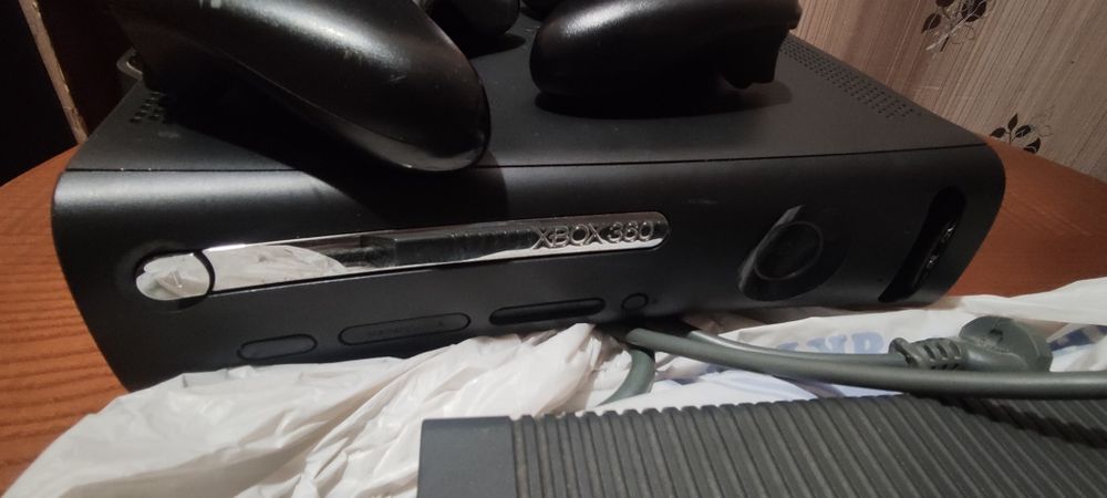 Продам сони плейстейшен или Х-Boks