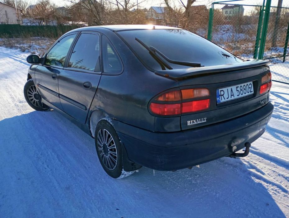 Розбірка Renault Laguna 1 великий вибір запчастин, оригінал