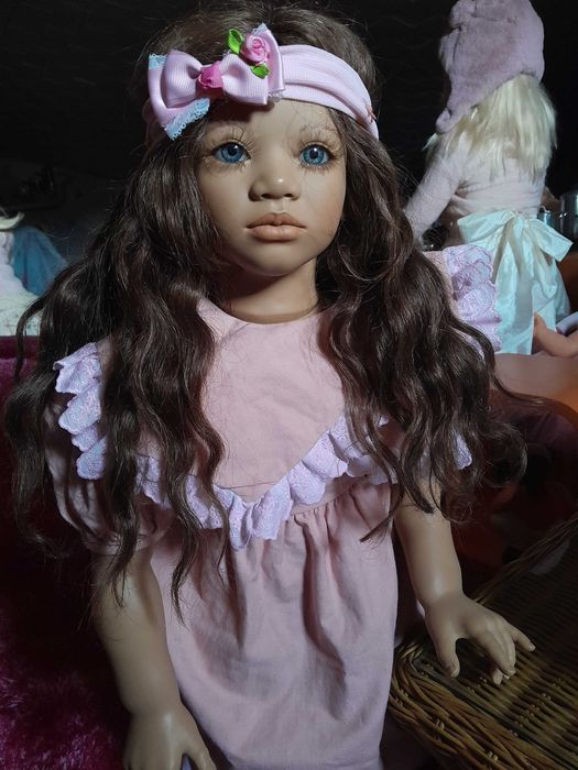 Boneca de colecção Lona