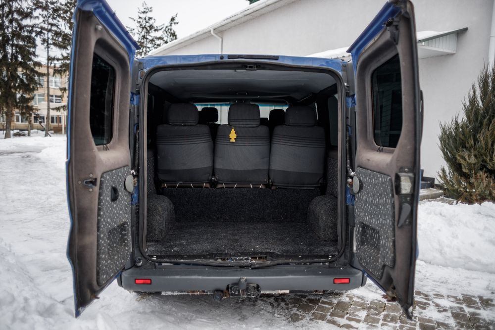 Продам Opel Vivaro Long 1.9 Пасажир 9 місць