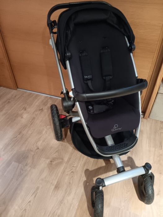 Vendo carrinho quinny  buzz