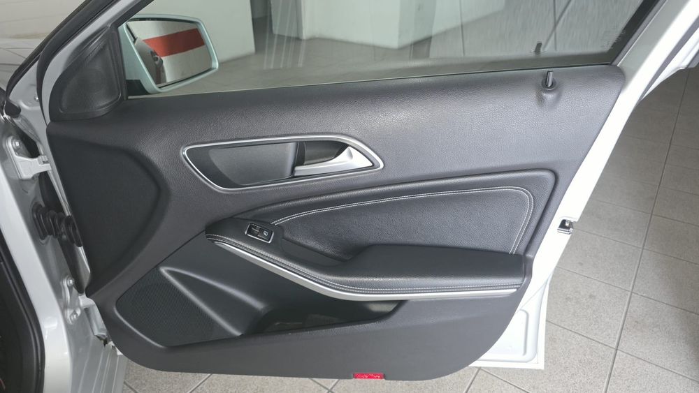 Vendo Mercedes cl A como novo