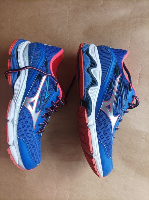 26cm 25,5cm 40 Mizuno buty do biegania wave inspire 12