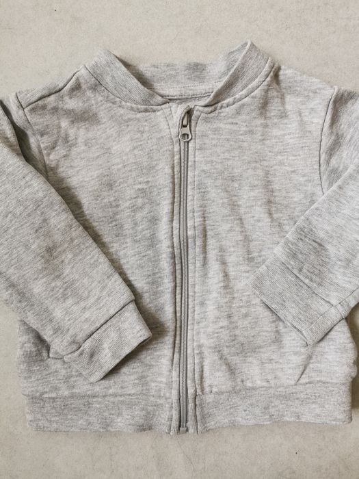 Bluza bez kaptura na zamek 74