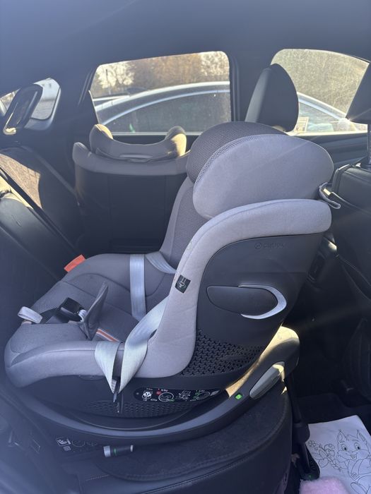Fotelik cybex sirona G i-Size plus obrotowy 9-18 kg szary