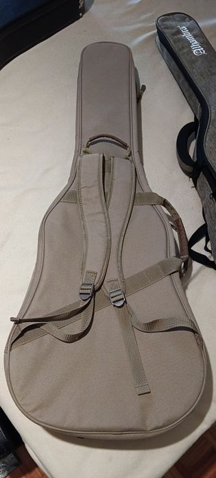 Saco guitarra Taylor