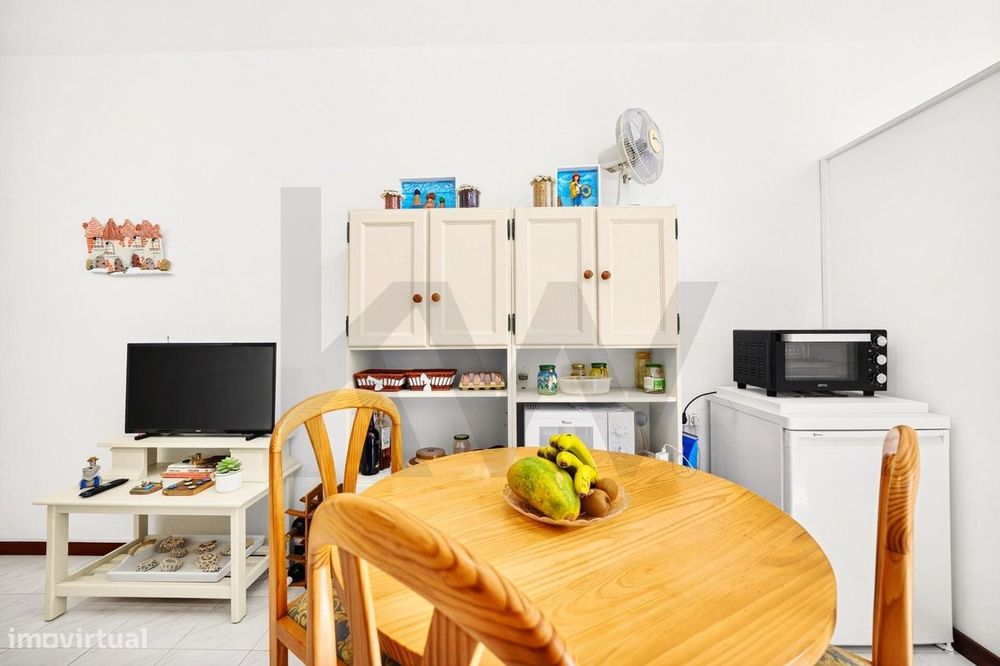 Estudio T0 com Garagem | Centro | Porto Santo