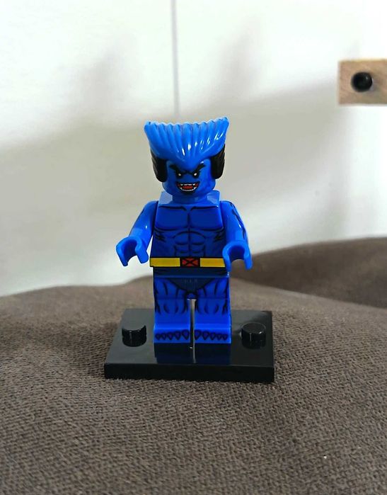 Miniaturas de Super-Heróis (9 peças)