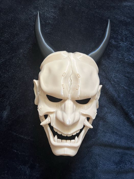 Маска Ханья 3D друк з кріпленням