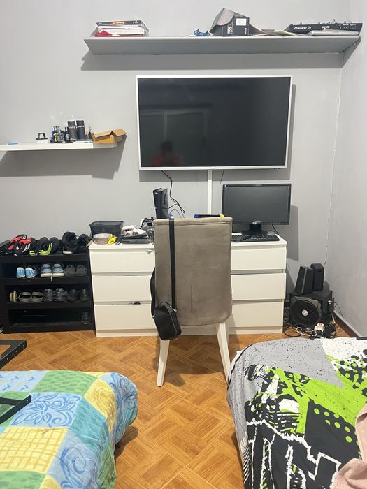 Quarto para alugar em estudantes em Almada