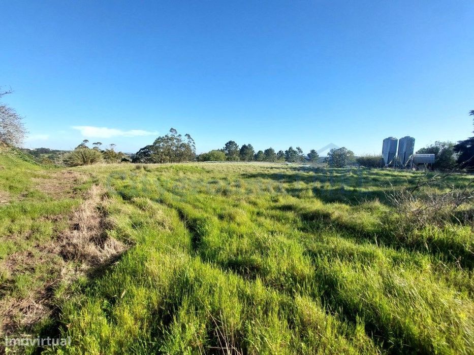Plot for construction of 6,920 m² with stunning view over the countryside
