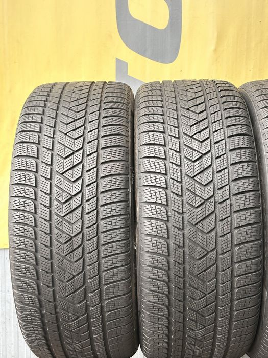 Шины зимние 285/40/R22 Pirelli Scorpion Winter