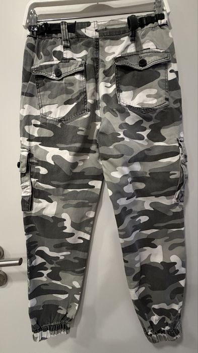 Calças Camufladas