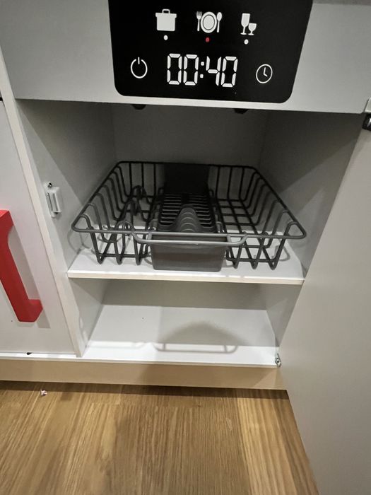 Cozinha de brincar em madeira