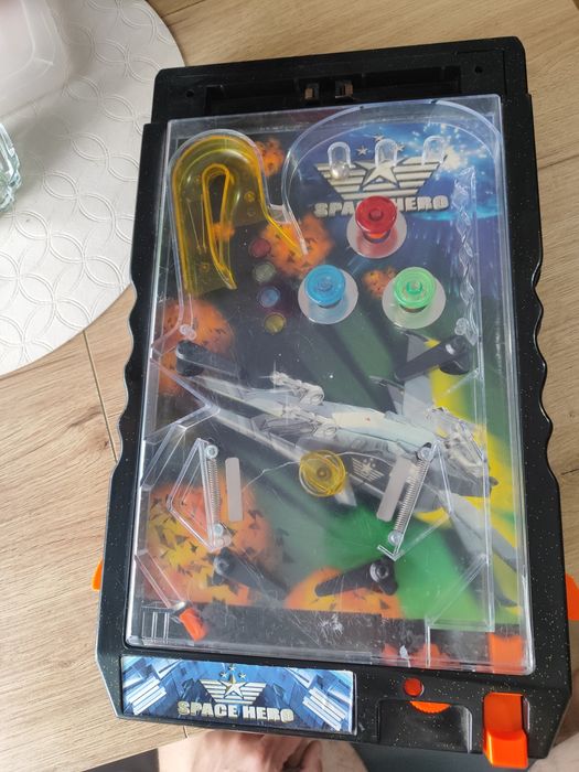 Gra space hero retro