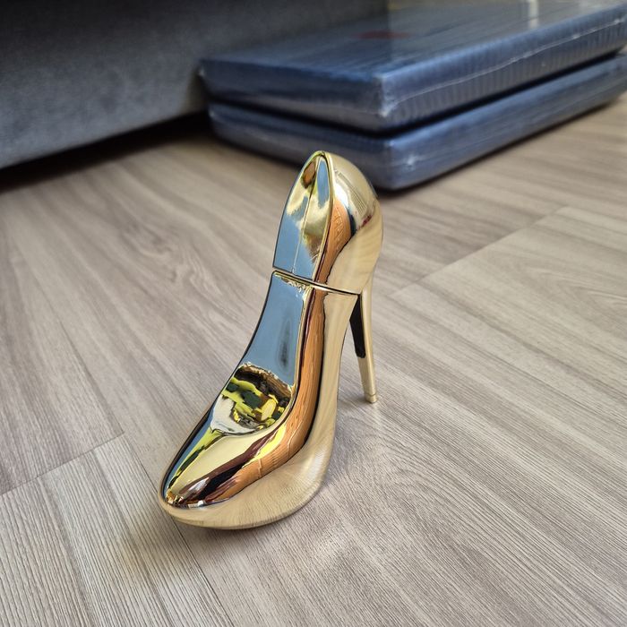 Flakonik na perfumy