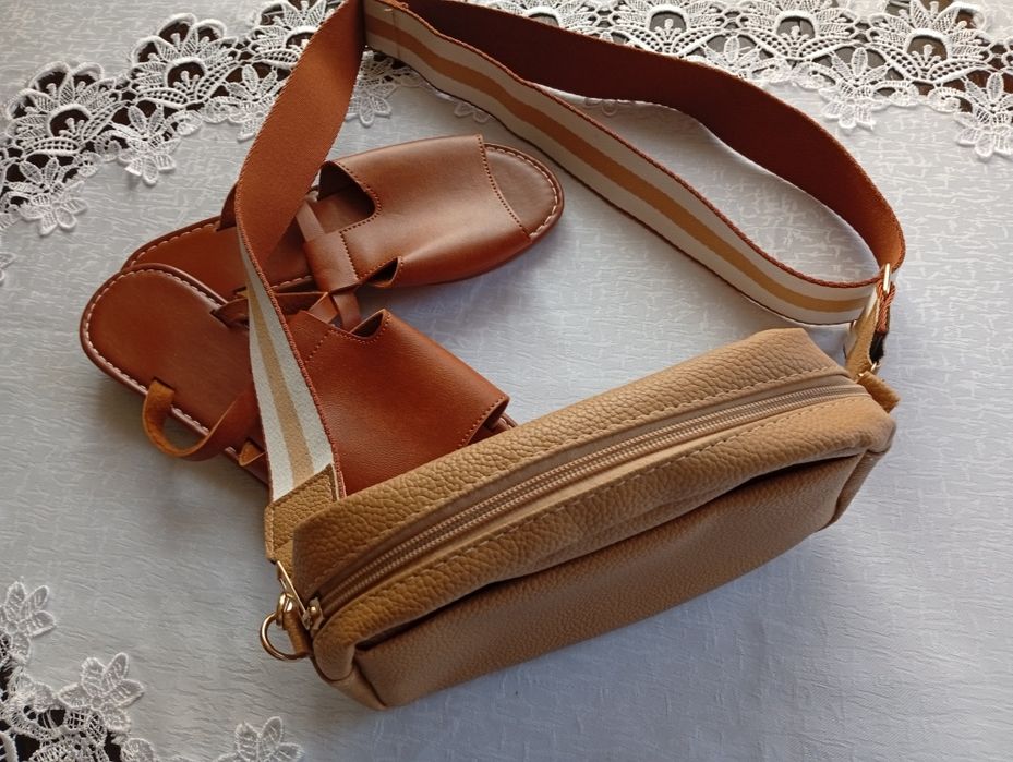 Сумочка крос-боді через плече