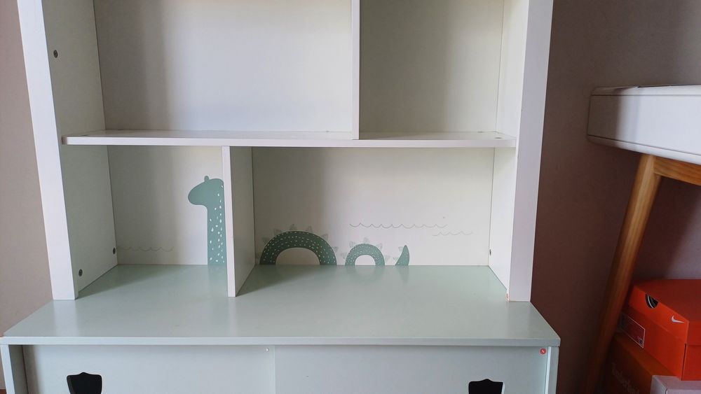 Estante infantil