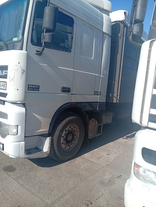 Продам тягач    DAF 380