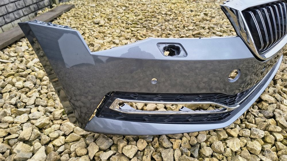Zderzak przedni spryski + 4xPDC LF7C Skoda Superb 3 3V 3V0 19- FL lift ...