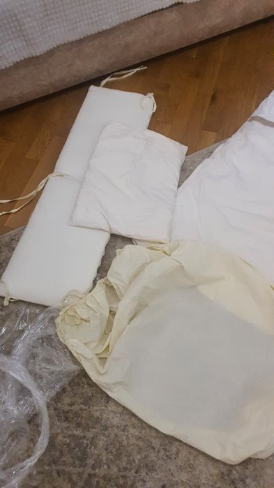 Бортики в ліжечко