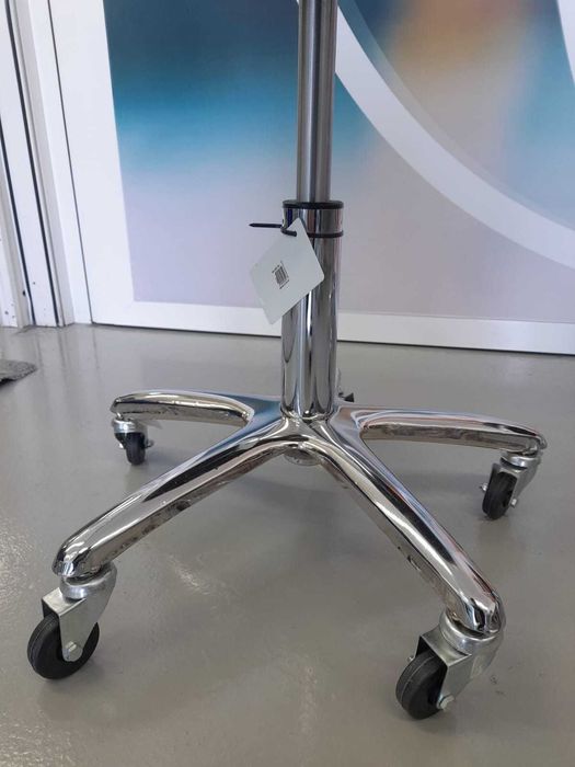 Cadeira de Estética Profissional (OFERECEMOS ENTREGA/ENVIO)