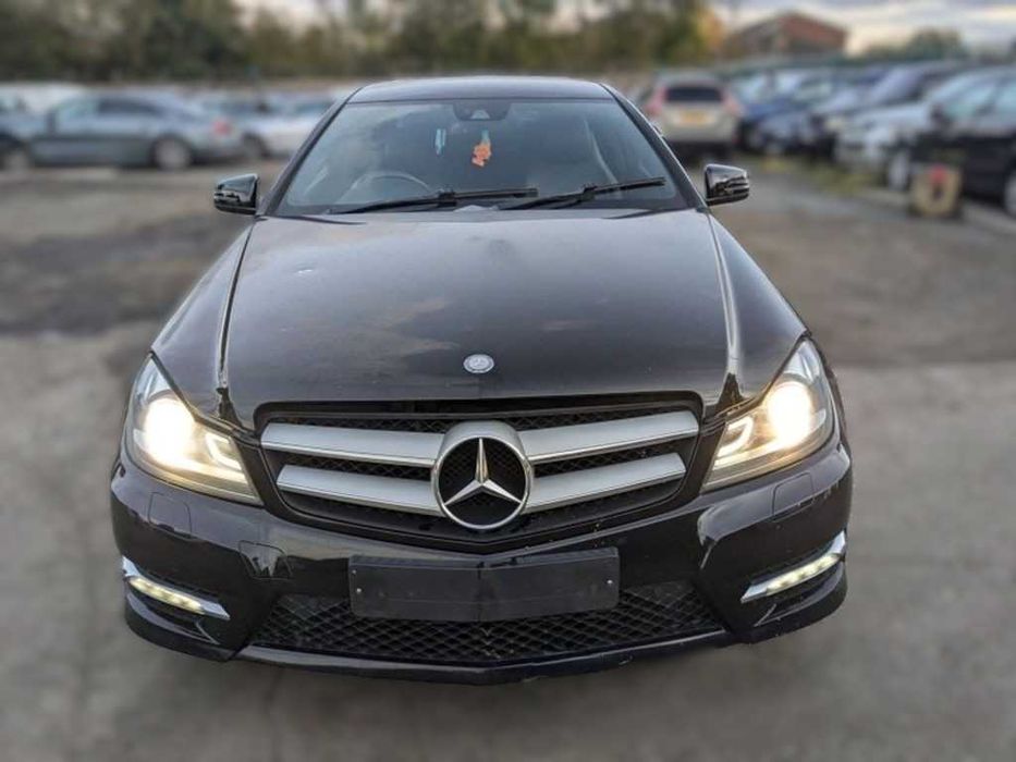 Mercedes W204 Classe C250 de 2014 (Para Peças)