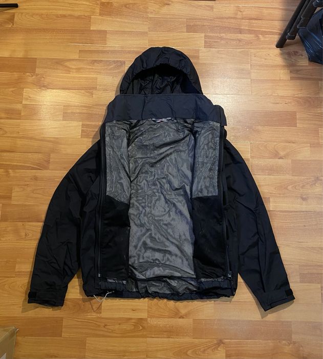 (XL,S,M) BERGHAUS Черная весенняя курточка на мембране куртка мембрані