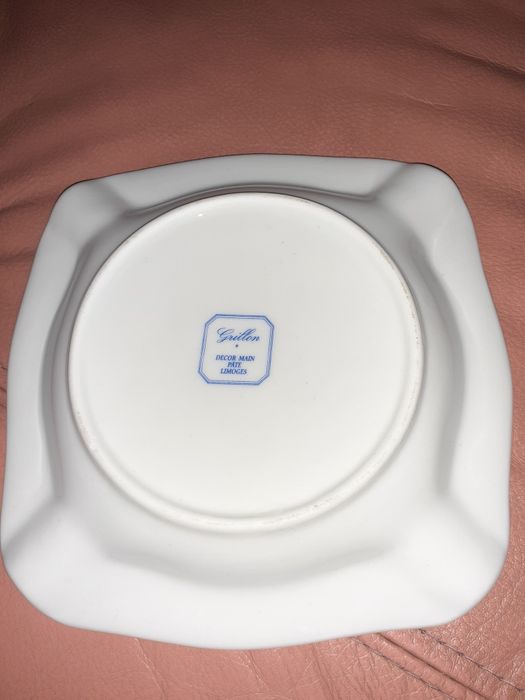 Decoração cinzeiro antigo em porcelana