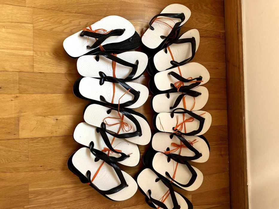 Conjunto de HAVAIANAS ORIGINAIS - Cor Preto e Branco - Tamanho 35/36