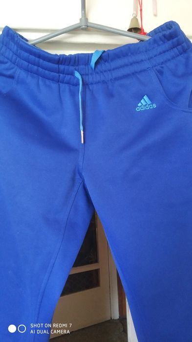 Продам женские зимние штаны Адидас