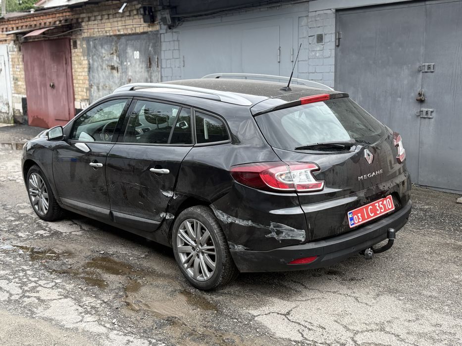 Продам Renault Megane 3 2010 1.6 бензин