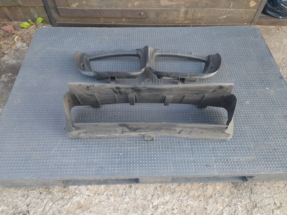Bmw e81 e82 e88 e87 wlot,kierownica powietrza dolna
