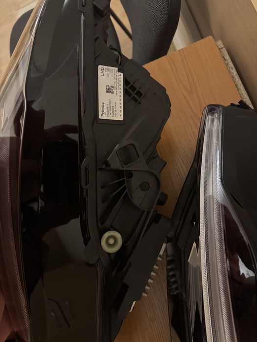 Polestar 2 , передні фари usa, 2020-2024 р.