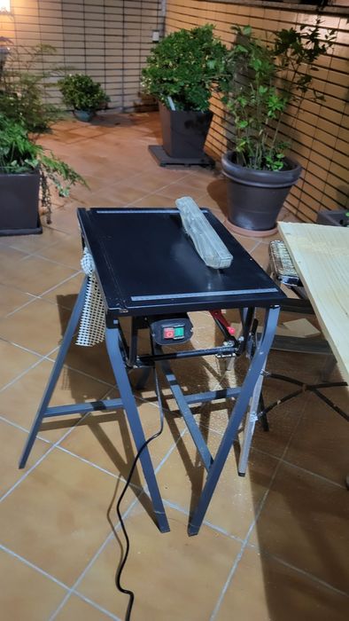 Mesa de serra como nova