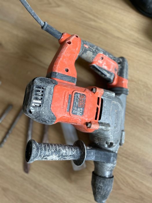 Martelo elétrico, pneumático Black+Decker 1250W